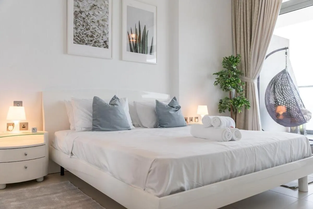 Sleeps 4 With The Palm Beach View Apartment Dubai 0*,  United Arab Emirates